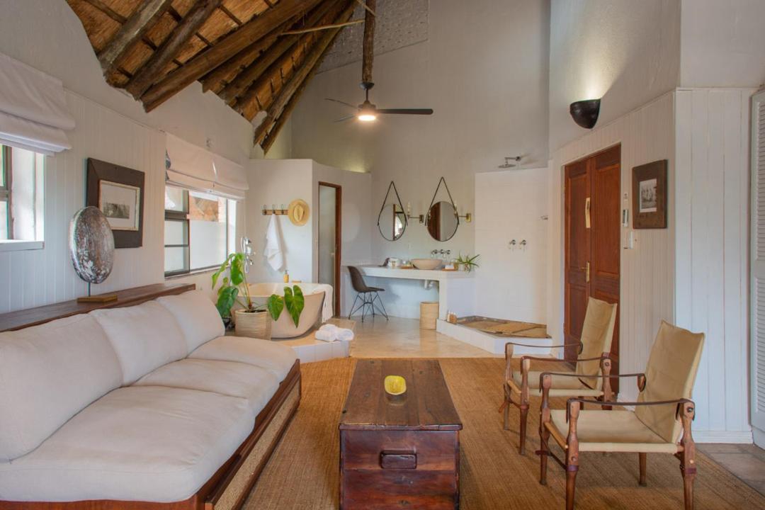 Vida Nova Kruger Bed & Breakfast Marloth Park Exterior photo